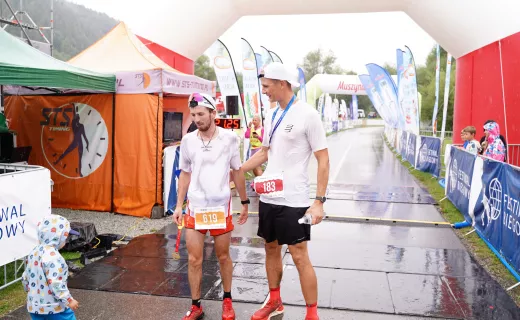 Jest zwycięzca Biegu 7 Dolin na 100 km! Dotarł do mety ze świetnym czasem [WIDEO] - 7